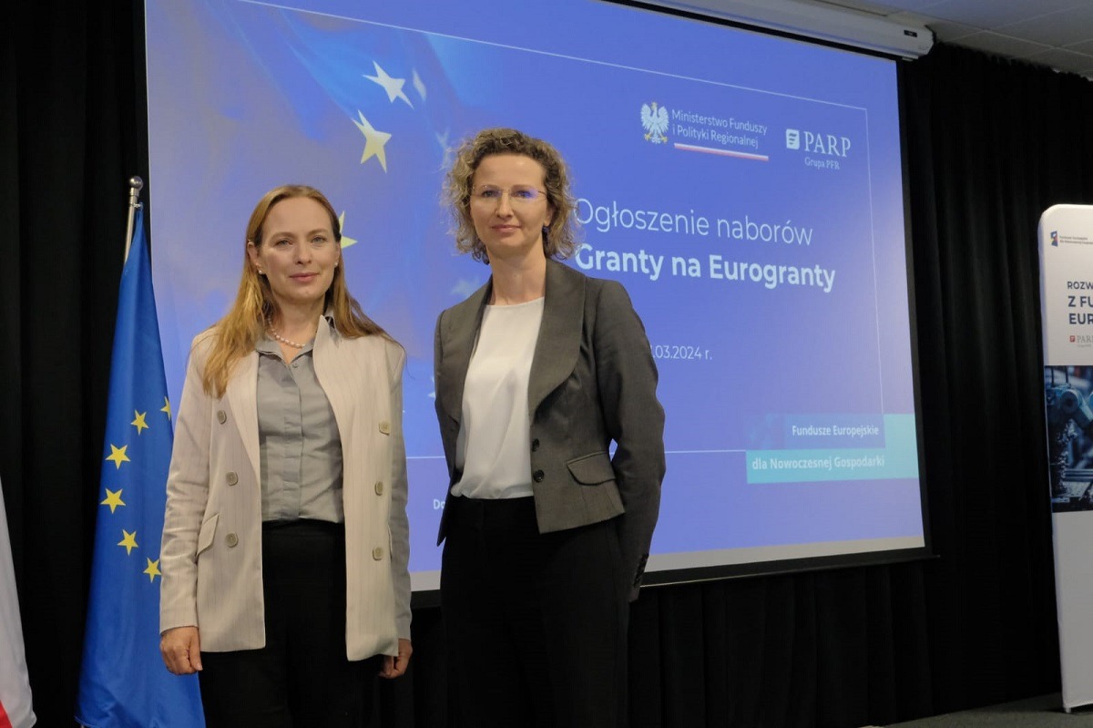 Ministerstwo Funduszy i Polityki Regionalnej Ministerstwo Funduszy i Polityki Regionalnej