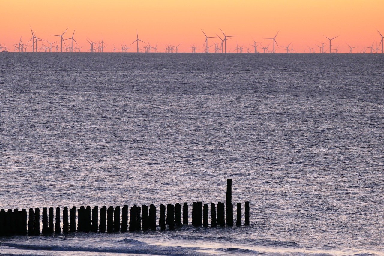 Morska farma wiatrowa, fot. Pixabay