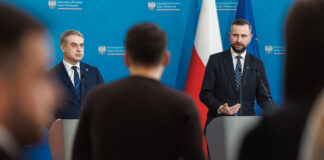 Polska weźmie udział w misji NATO Baltic Air Policing Konferencja po posiedzeniu Rady Ministrów, fot. KPRM