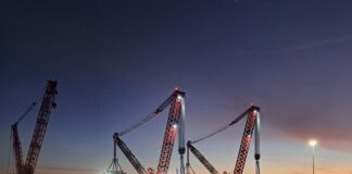 Mammoet publikuje film z załadunku pierwszego monopala Baltic Power fot. Mammoet