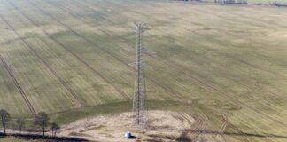 PSE przekazują 1,5 mln zł na lokalne inicjatywy w gminach na trasie linii wyprowadzających moc z wiatraków Budowa linii relacji Choczewo – Żarnowiec, fot. PSE
