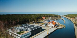 W Łebie zaczęło bić lądowe serce MFW Baltic Power. To pierwsza baza serwisowa w Polsce Baza serwisowa MFW Baltic Power, fot. Orlen/Northland Power