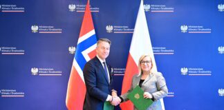 Polska i Norwegia podpisały strategiczną deklarację o współpracy energetycznej Ministra klimatu i środowiska Paulina Hennig-Kloska i minister energii Norwegii Terje Aasland podczas uroczystości podpisania deklaracji ws. polsko-norweskiej współpracy energetycznej, fot. MKiS