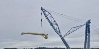 Żuraw Protea zamontowany w stoczni Westcon. Realizacja dla projektu MFW Hornsea 3 Protea's crane was assembled in a single lift at the Westcon shipyard in Haugesund, Norway, fot. Protea