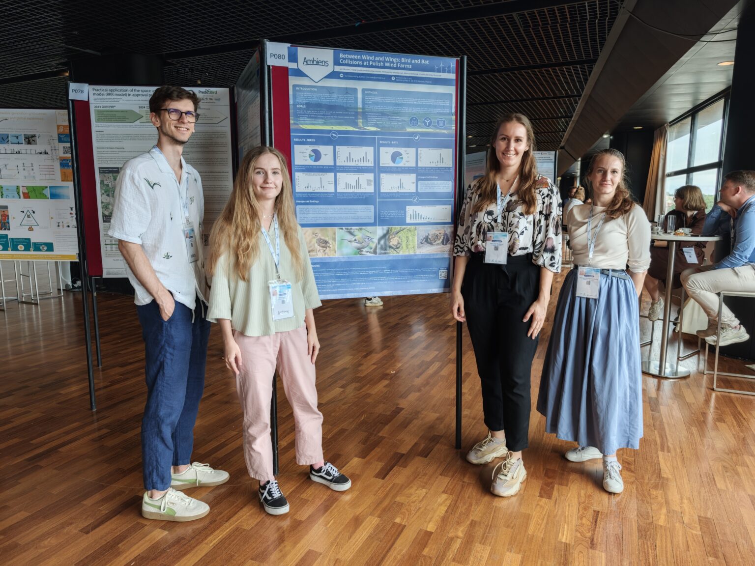 Ambiens prezentuje dane o kolizjach ptaków i nietoperzy podczas konferencji CWW2025