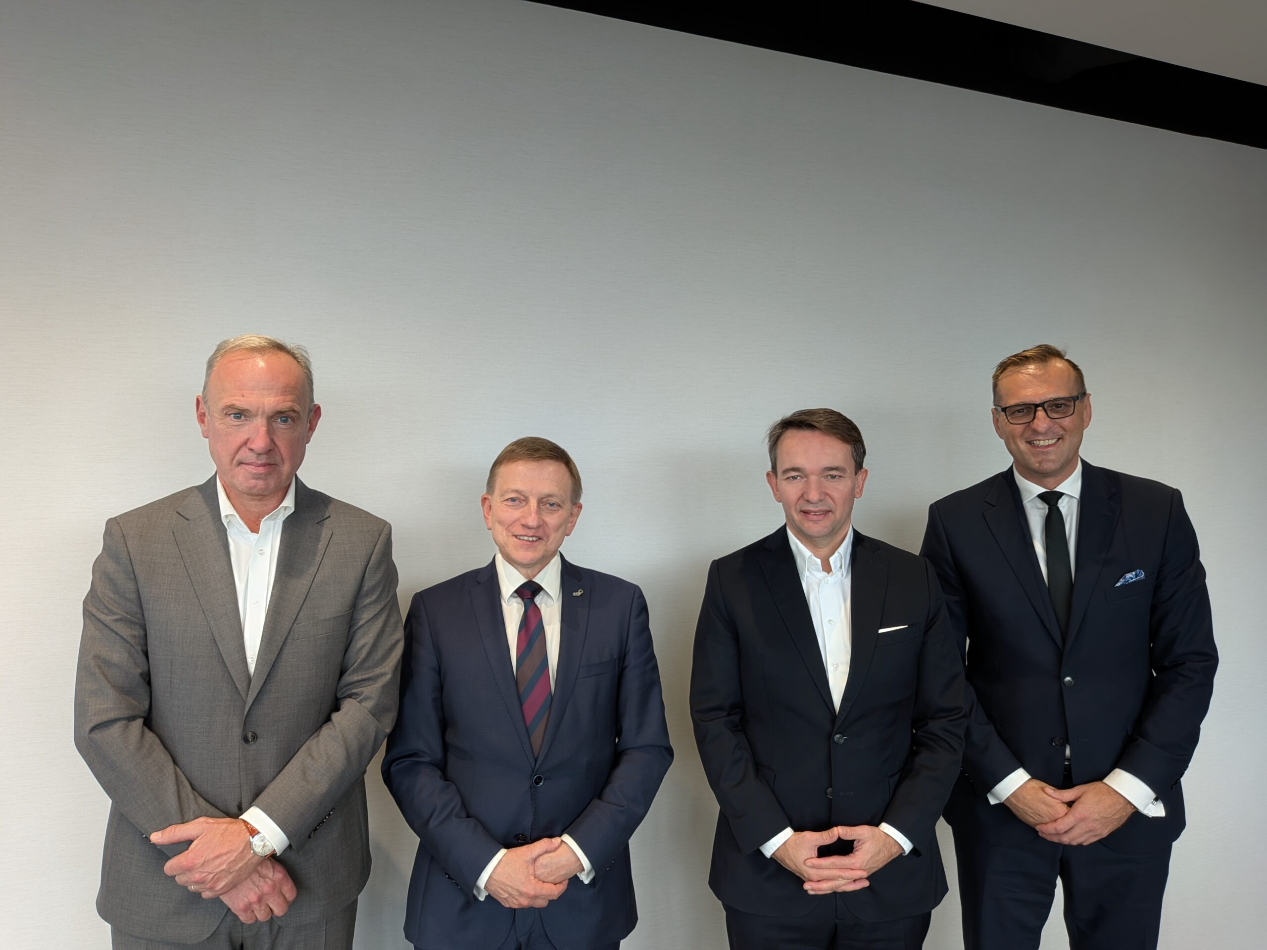 Agencja Rozwoju Przemysłu S.A. i Bank Pekao S.A. zacieśniają współpracę na rzecz rozwoju inwestycji i przedsiębiorczości w Polsce, fot. ARP